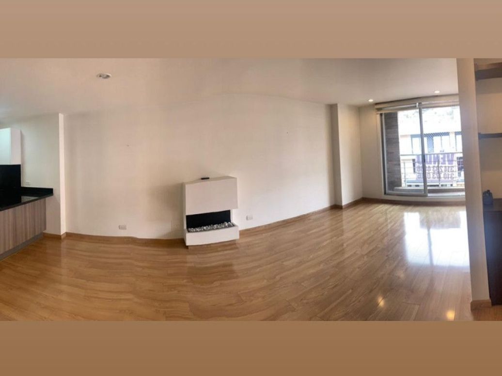 Apartamento de 3 alcobas en venta en Bella Suiza, Bogotá, 129 m² · foto 2 de 10