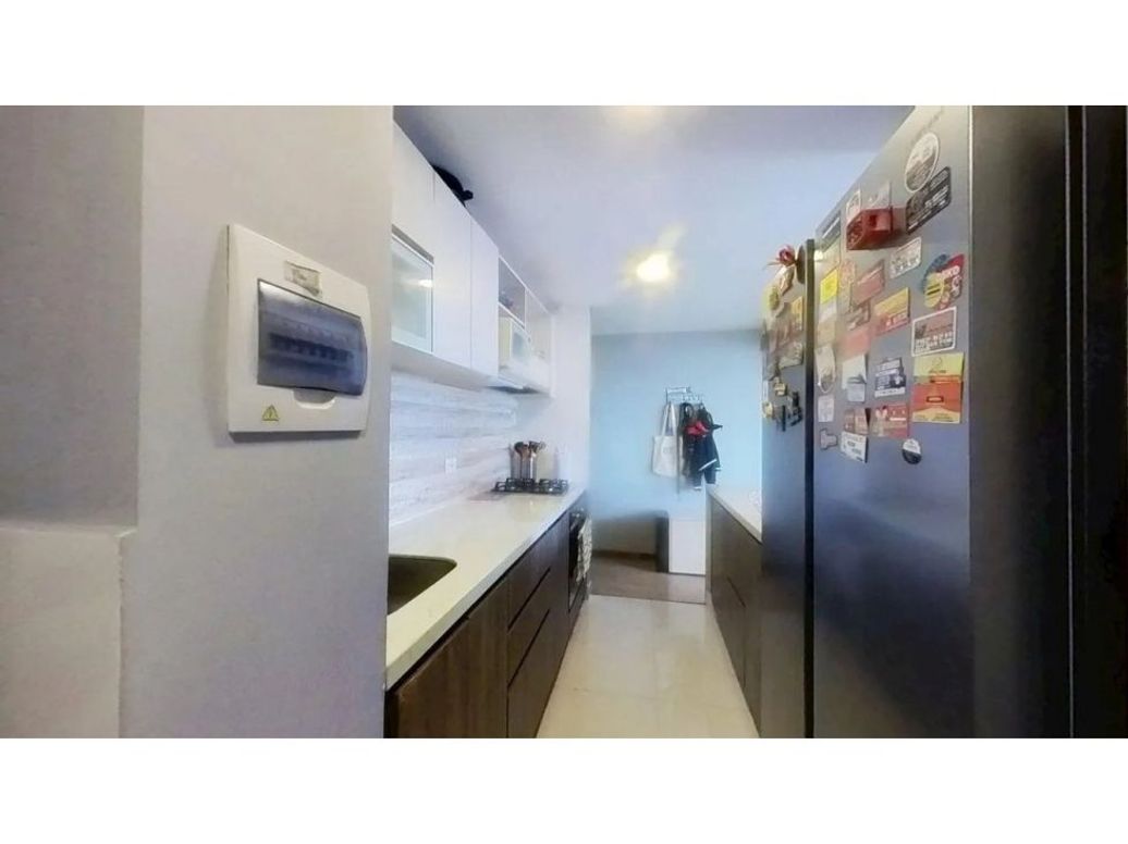 Apartamento de 3 alcobas en venta en Los Alcázares, Bogotá, 69 m² · foto 6 de 10