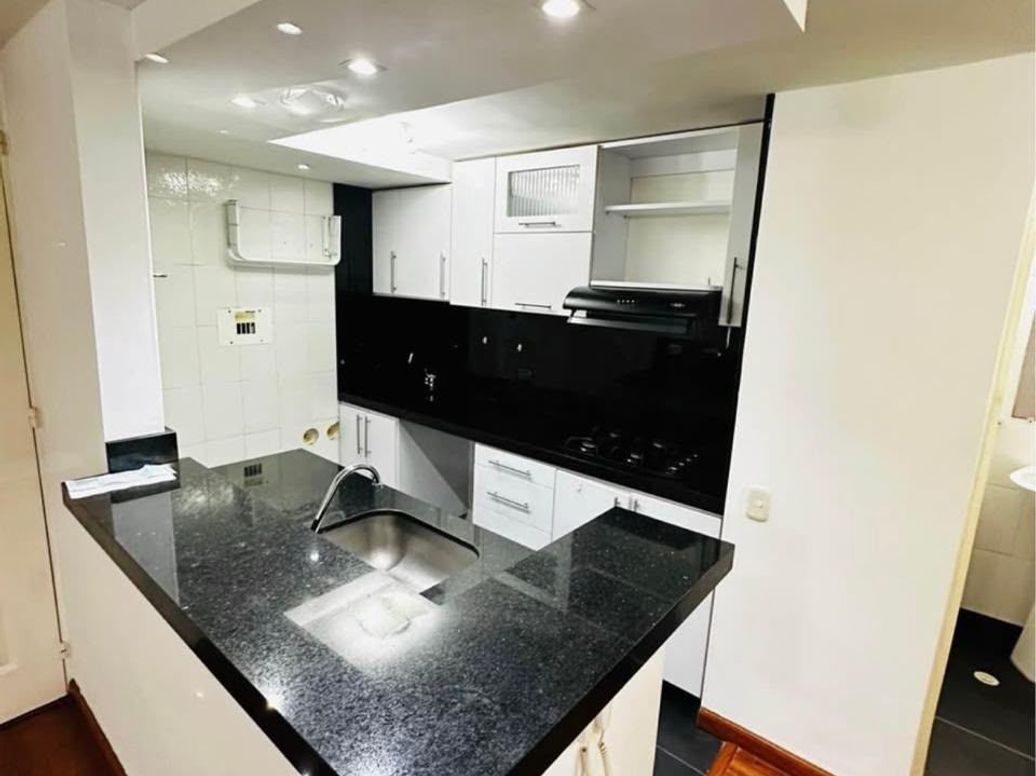 Apartamento de 2 alcobas en arriendo en Balcones De Oriente, Bogotá, 46 m² · foto 7 de 11