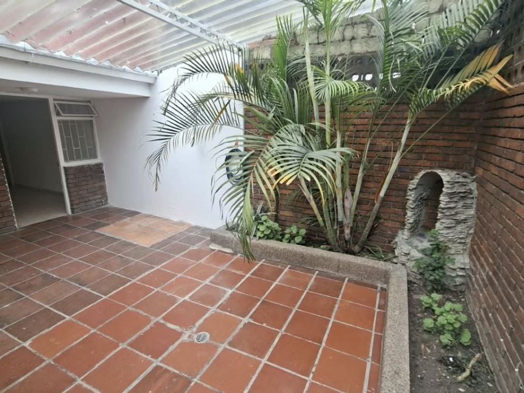 Casa de 5 alcobas en venta en Polo Club, Bogotá, 200 m² · foto 3 de 20
