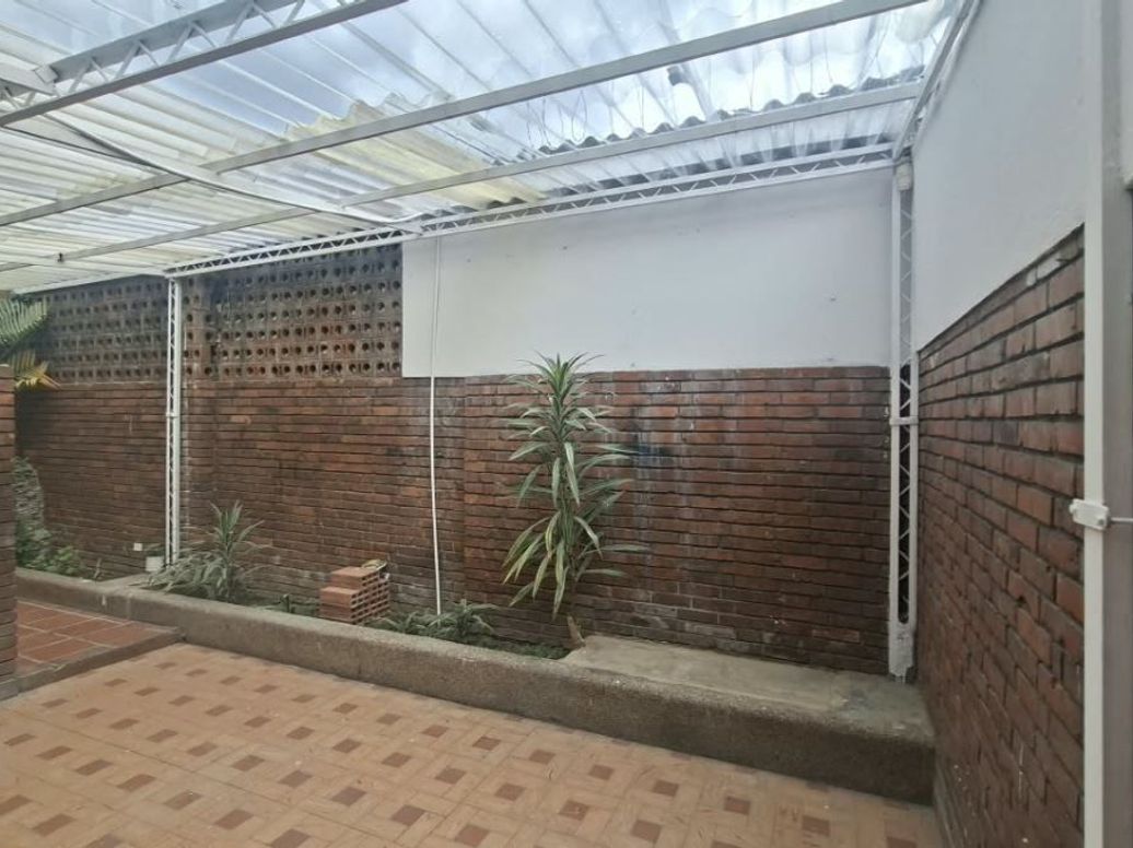 Casa de 5 alcobas en venta en Polo Club, Bogotá, 200 m² · foto 4 de 20