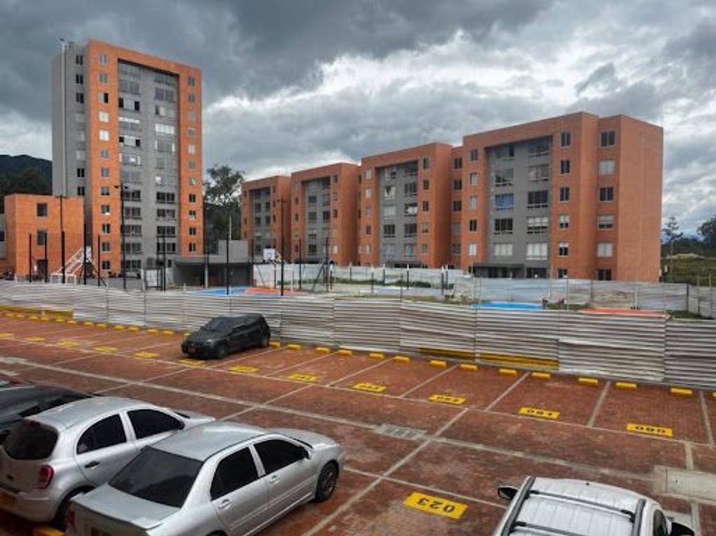 Apartamento de 2 alcobas en arriendo en Cr. El Roble, Bogotá, 46 m² · foto 9 de 9