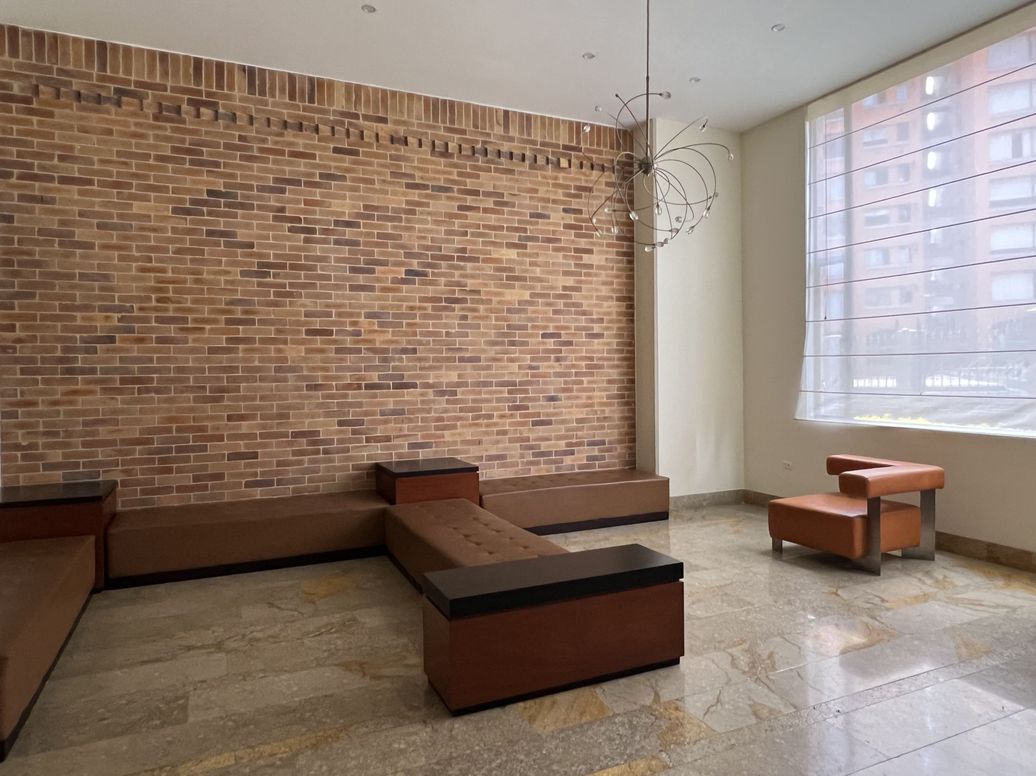 Apartamento de 3 alcobas en venta en Santa Barbara Central, Bogotá, 268 m² · foto 20 de 20