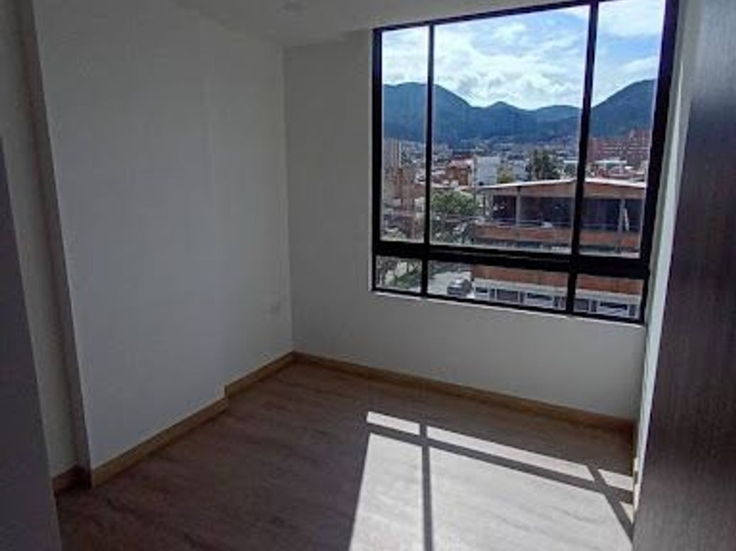 Apartamento de 3 alcobas en venta en Ciudad Jardín Sur, Bogotá, 70 m² · foto 9 de 20