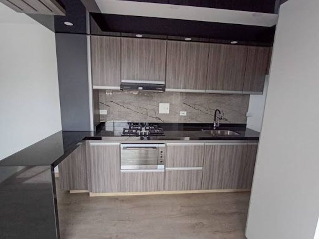 Apartamento de 3 alcobas en venta en Ciudad Jardín Sur, Bogotá, 70 m² · foto 17 de 20