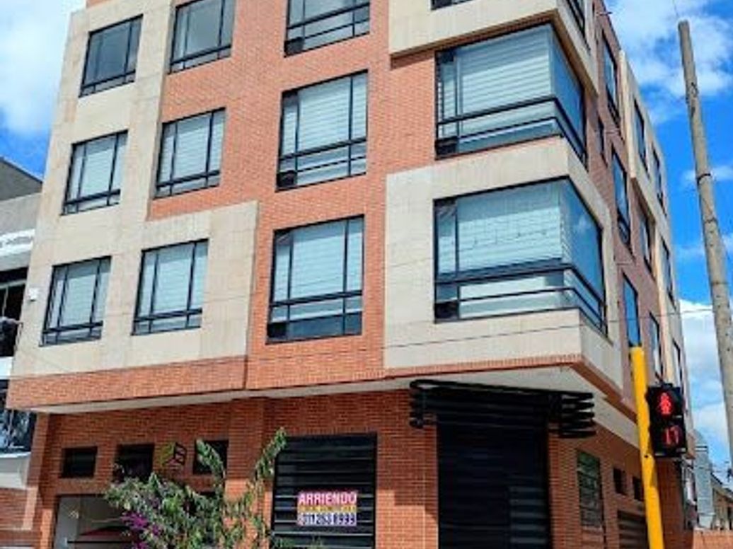 Apartamento de 3 alcobas en venta en Ciudad Jardín Sur, Bogotá, 70 m² · foto 3 de 20