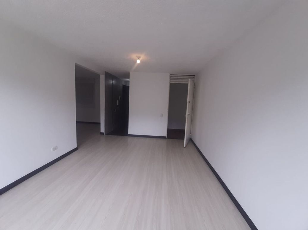Apartamento de 2 alcobas en arriendo en Tuna Alta, Bogotá, 52 m² · foto 2 de 15