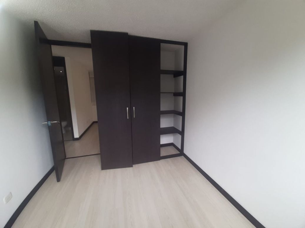 Apartamento de 2 alcobas en arriendo en Tuna Alta, Bogotá, 52 m² · foto 9 de 15
