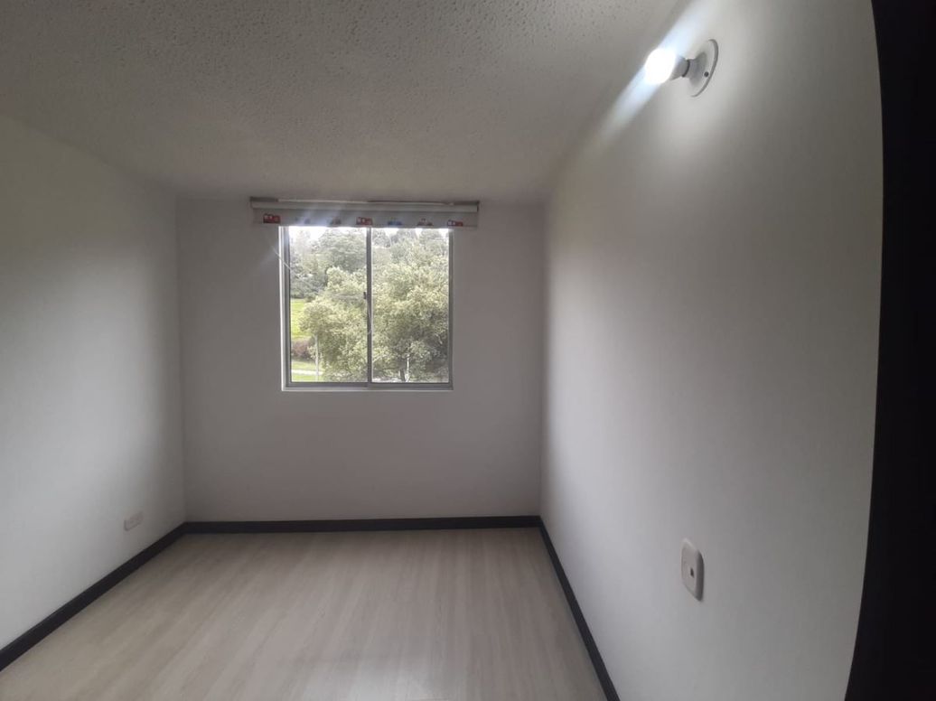 Apartamento de 2 alcobas en arriendo en Tuna Alta, Bogotá, 52 m² · foto 7 de 15
