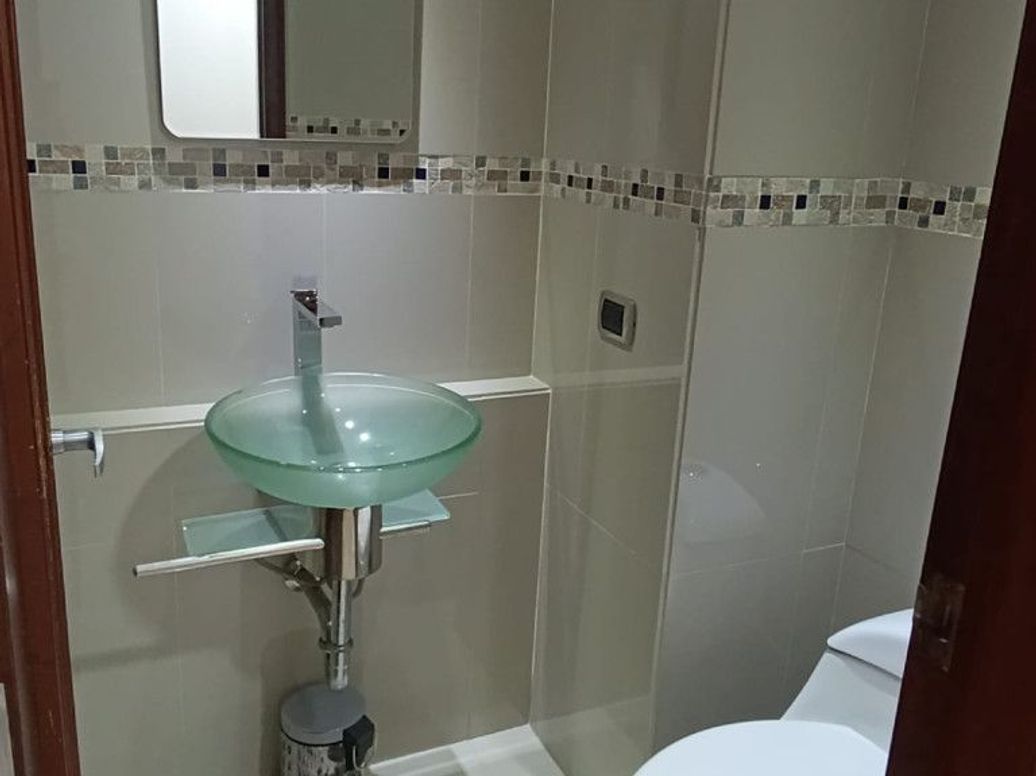 Apartamento de 3 alcobas en venta en Santa Barbara Central, Bogotá, 167 m² · foto 13 de 20