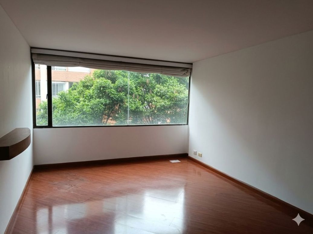 Apartamento de 3 alcobas en venta en Santa Barbara Central, Bogotá, 167 m² · foto 18 de 20