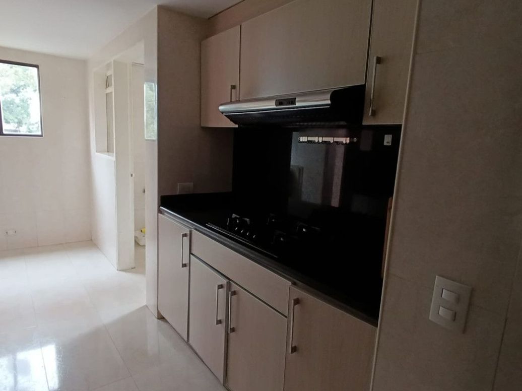 Apartamento de 3 alcobas en venta en Santa Barbara Central, Bogotá, 167 m² · foto 10 de 20