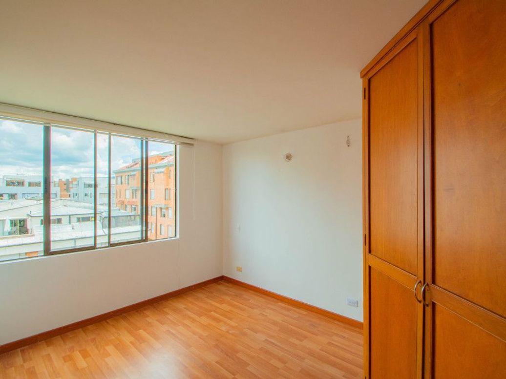 Apartamento de 3 alcobas en arriendo en Los Cedritos, Bogotá, 83 m² · foto 18 de 20