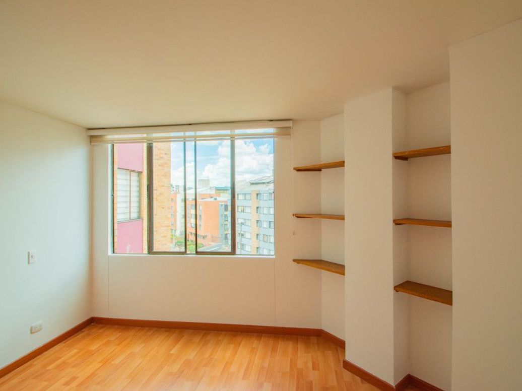 Apartamento de 3 alcobas en arriendo en Los Cedritos, Bogotá, 83 m² · foto 13 de 20