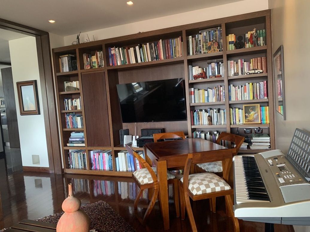 Apartamento de 3 alcobas en venta en Chico, Bogotá, 304 m² · foto 8 de 20