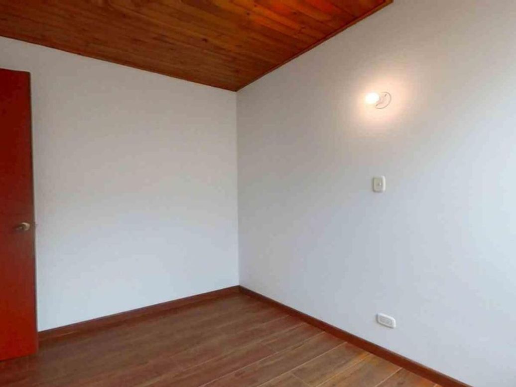 Apartamento de 2 alcobas en venta en Calandaima, Bogotá, 44 m² · foto 7 de 11