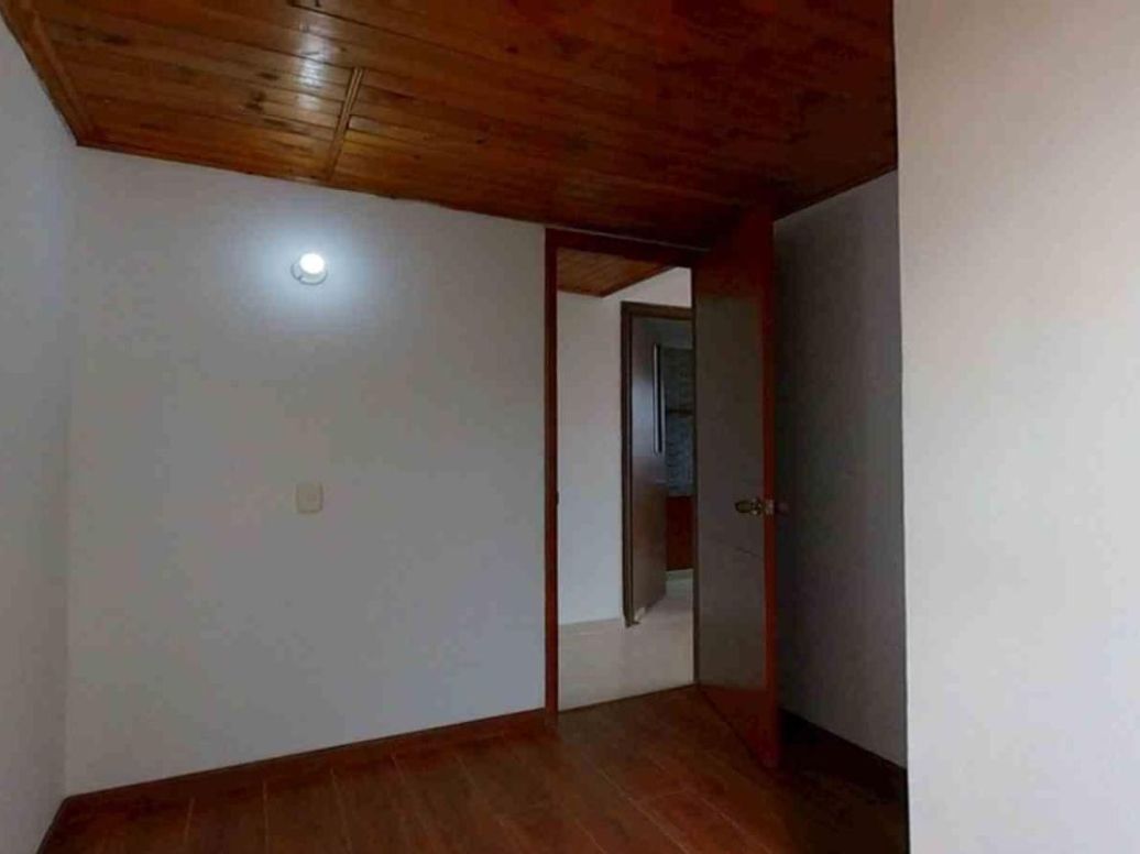 Apartamento de 2 alcobas en venta en Calandaima, Bogotá, 44 m² · foto 5 de 11
