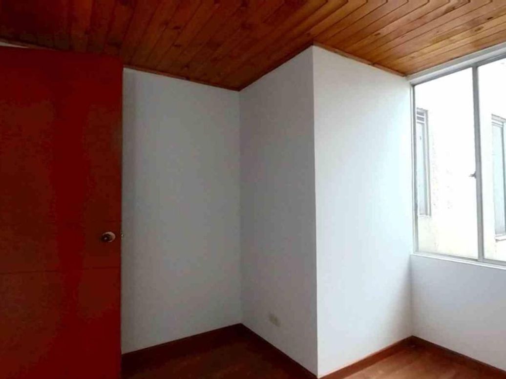 Apartamento de 2 alcobas en venta en Calandaima, Bogotá, 44 m² · foto 6 de 11