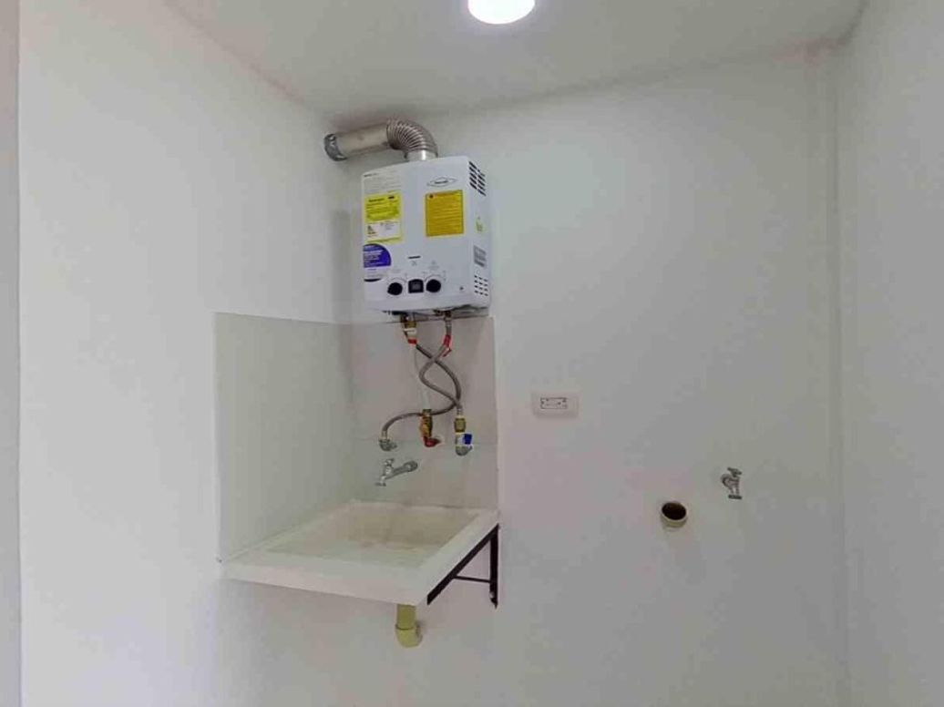 Apartamento de 2 alcobas en venta en Hayuelos, Bogotá, 39 m² · foto 11 de 11