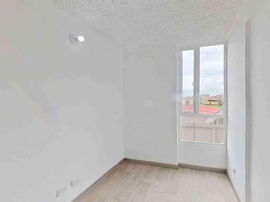 Apartamento de 2 alcobas en venta en Hayuelos, Bogotá, 39 m² · foto 5 de 11