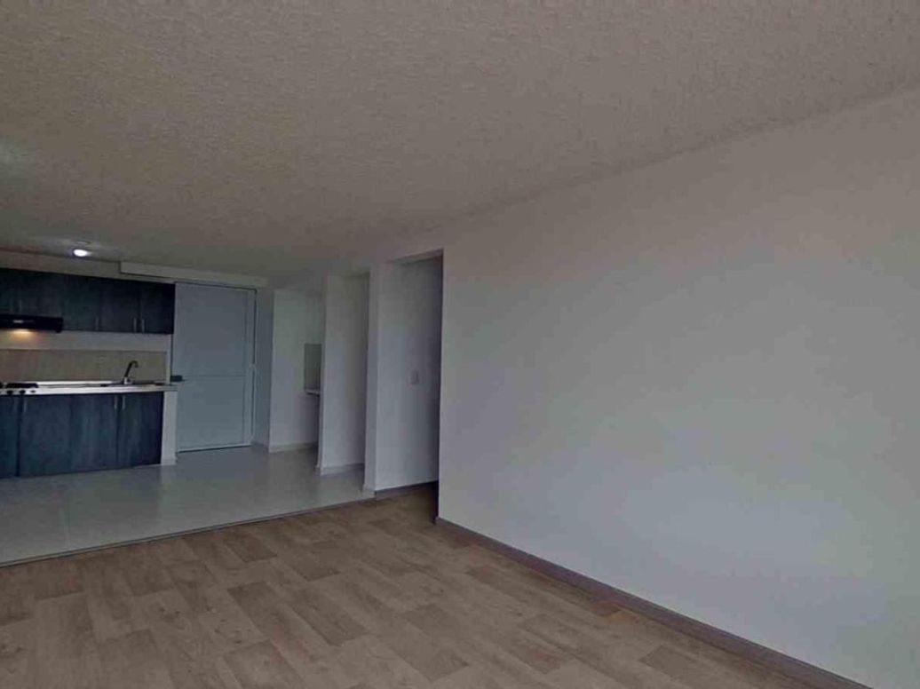 Apartamento de 2 alcobas en venta en Hayuelos, Bogotá, 39 m² · foto 3 de 11