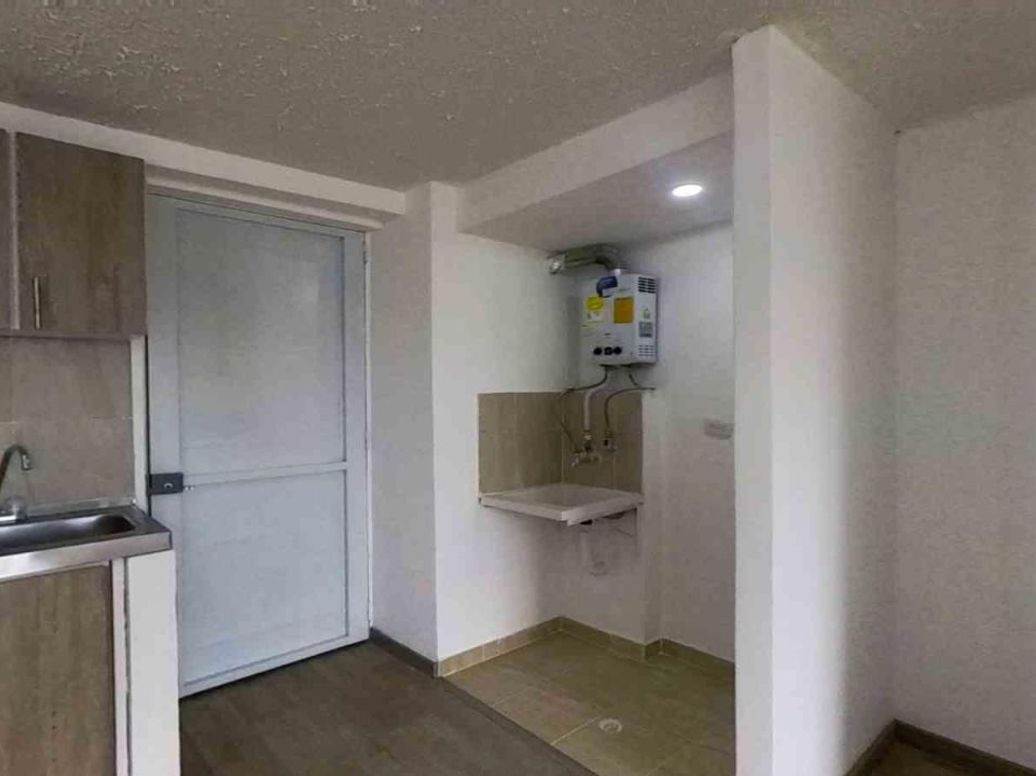 Apartamento de 1 alcoba en venta en Hayuelos, Bogotá, 39 m² · foto 14 de 18