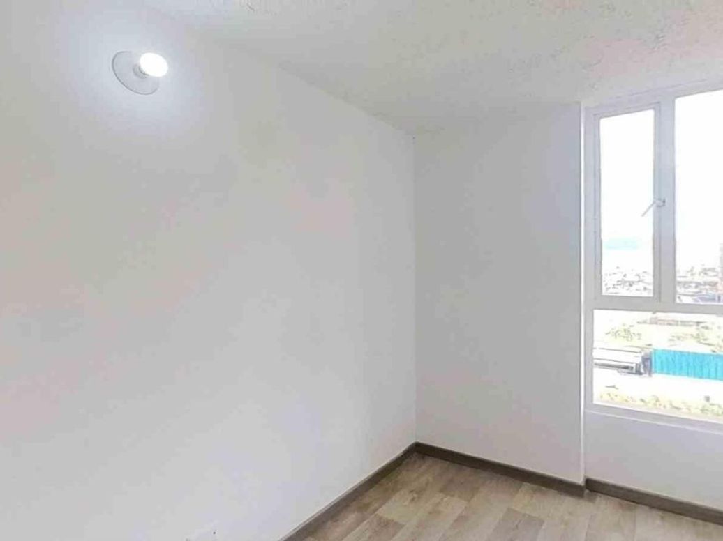 Apartamento de 1 alcoba en venta en Hayuelos, Bogotá, 39 m² · foto 8 de 18