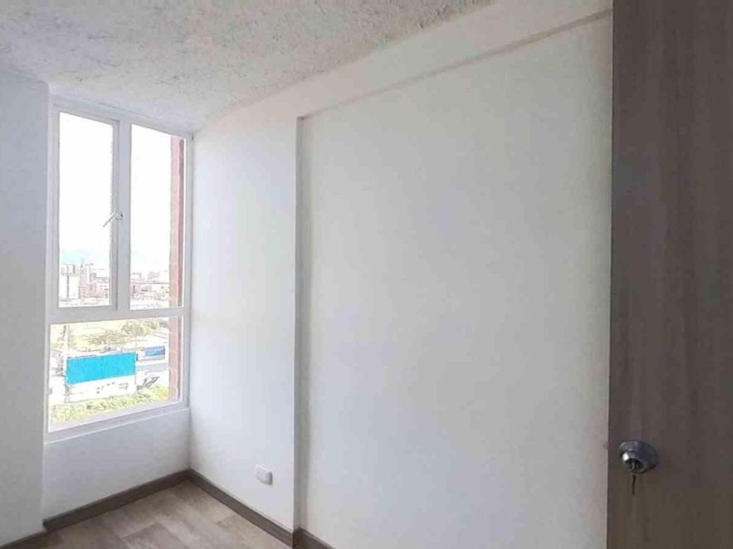 Apartamento de 1 alcoba en venta en Hayuelos, Bogotá, 39 m² · foto 9 de 18