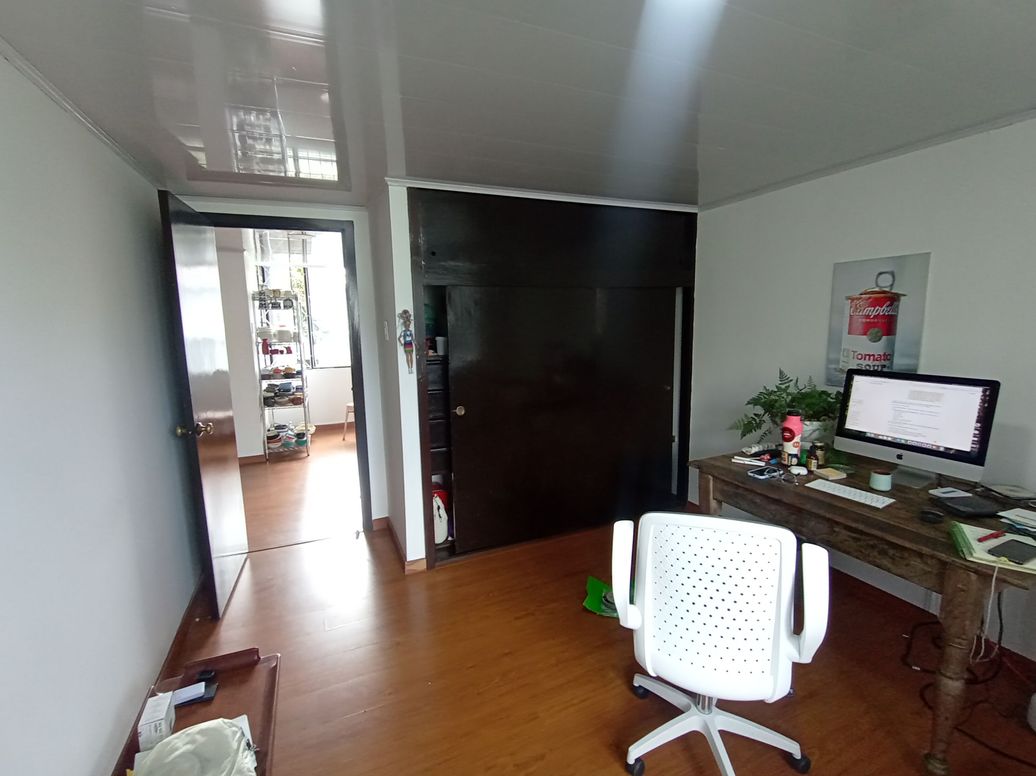 Casa de 4 alcobas en venta en Los Andes, Bogotá, 250 m² · foto 4 de 19