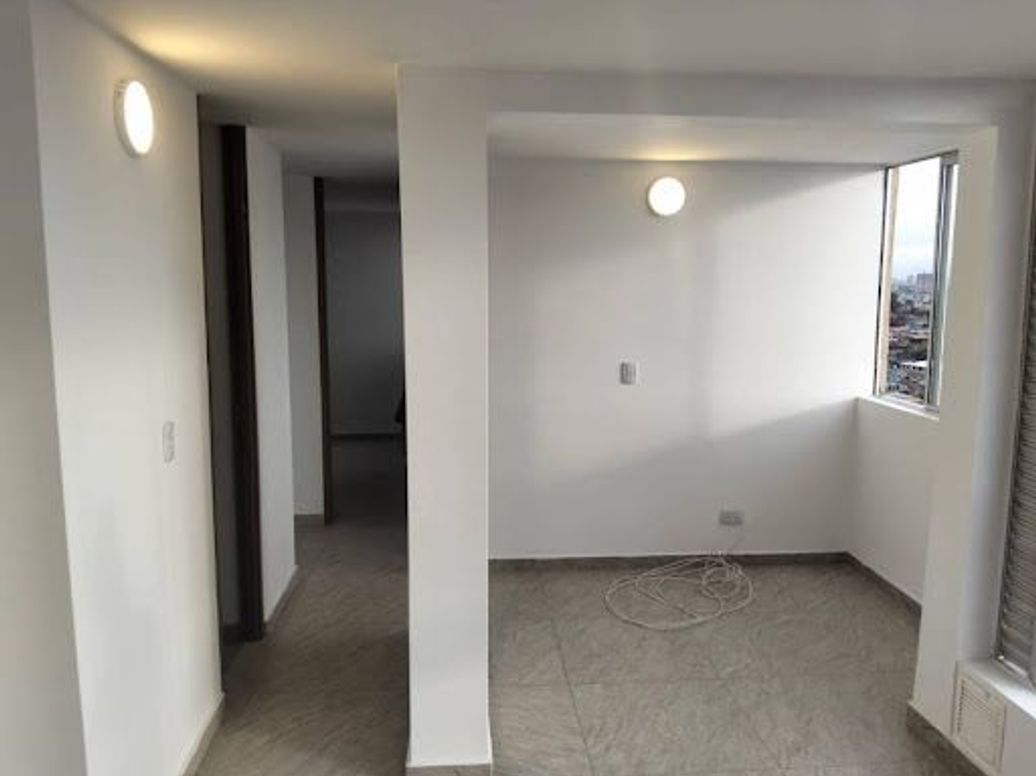 Apartamento de 2 alcobas en arriendo en Almagrario, Bogotá, 48 m² · foto 4 de 13