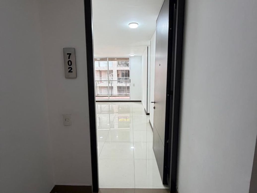 Apartamento de 3 alcobas en arriendo en La Felicidad, Bogotá, 68 m² · foto 2 de 20