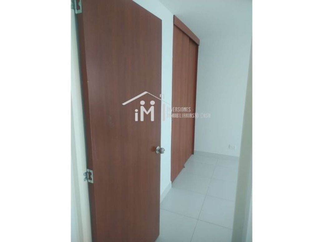 Apartamento de 3 alcobas en arriendo en Colombia, Bogotá, 140 m² · foto 5 de 16