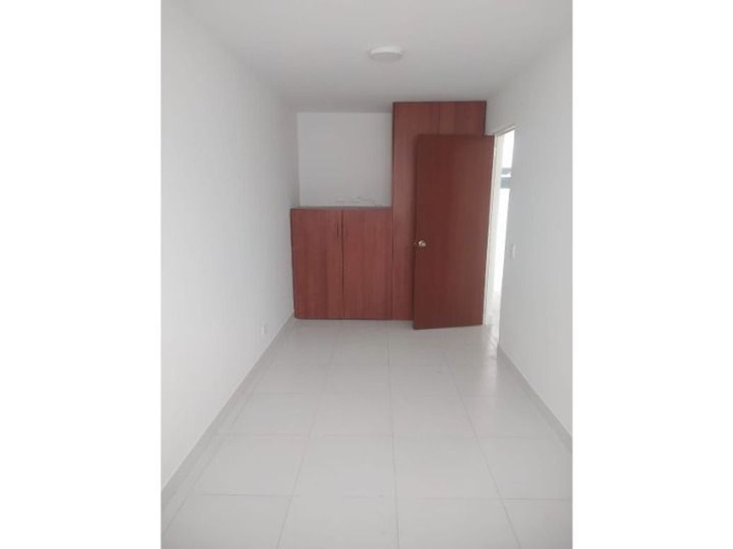 Apartamento de 3 alcobas en arriendo en Colombia, Bogotá, 140 m² · foto 6 de 16