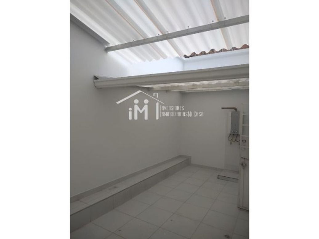Apartamento de 3 alcobas en arriendo en Colombia, Bogotá, 140 m² · foto 11 de 16