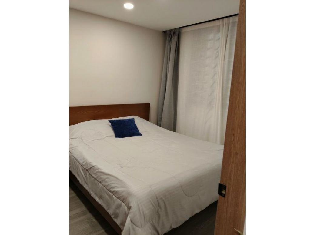 Apartaestudio en arriendo en La Candelaria, Bogotá, 31 m² · foto 8 de 11