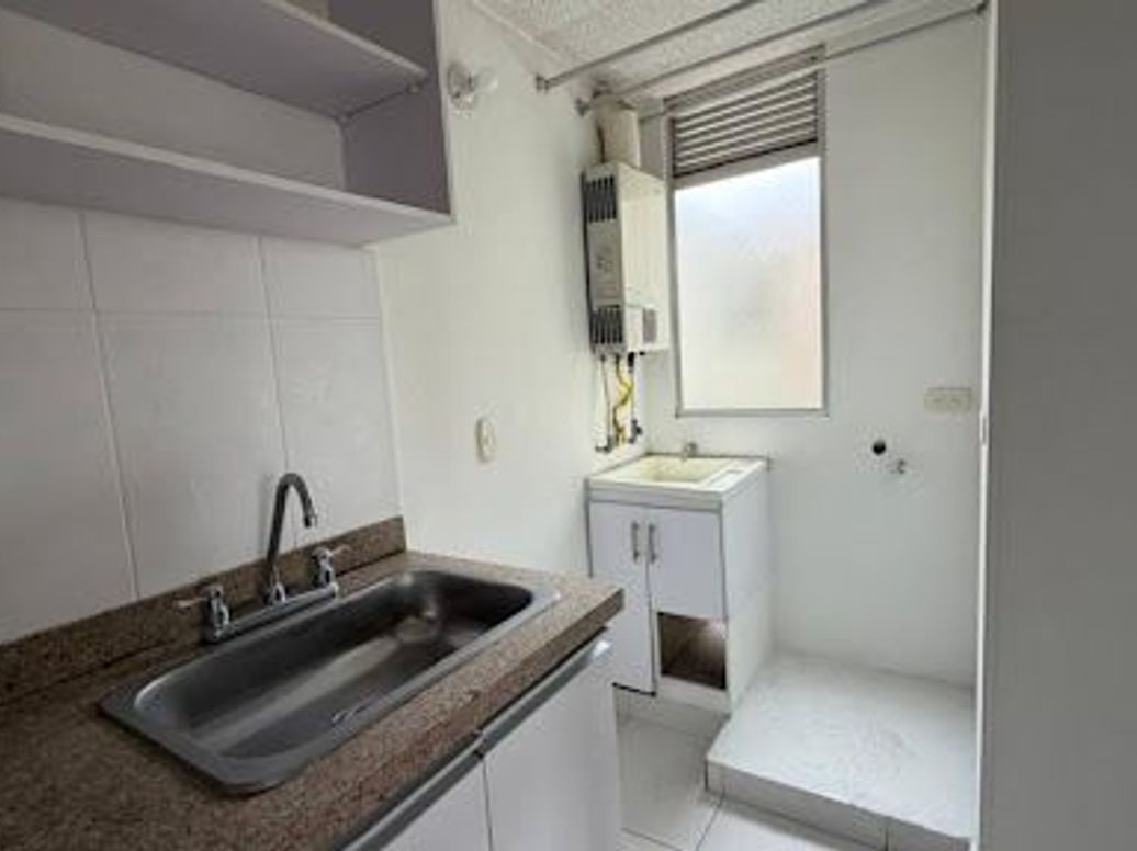 Apartamento de 2 alcobas en venta en Suba Centro, Bogotá, 42 m² · foto 11 de 20