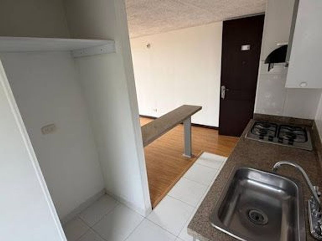 Apartamento de 2 alcobas en venta en Suba Centro, Bogotá, 42 m² · foto 13 de 20
