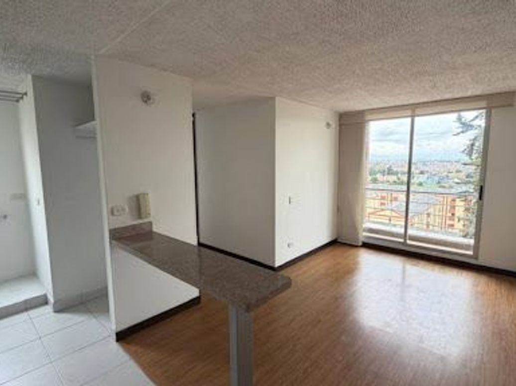 Apartamento de 2 alcobas en venta en Suba Centro, Bogotá, 42 m² · foto 4 de 20