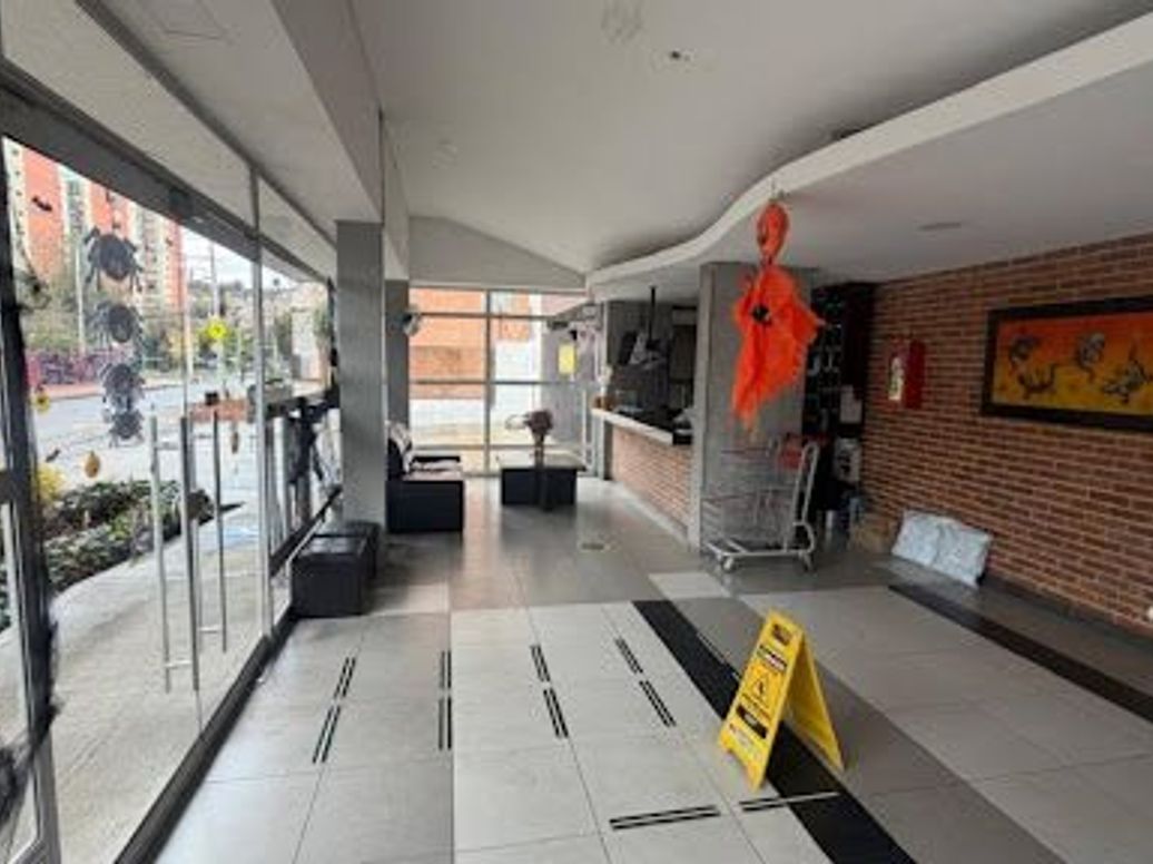 Apartamento de 2 alcobas en venta en Suba Centro, Bogotá, 42 m² · foto 2 de 20