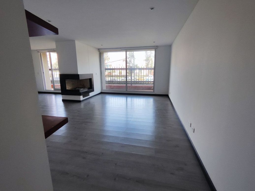 Apartamento de 3 alcobas en arriendo en Santa Helena Et. I, Bogotá, 152 m² · foto 5 de 20