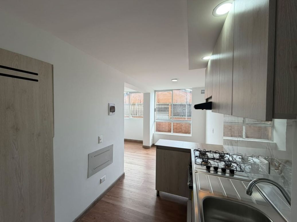 Apartamento de 1 alcoba en arriendo en Industrial Centenario, Bogotá, 26 m² · foto 4 de 20