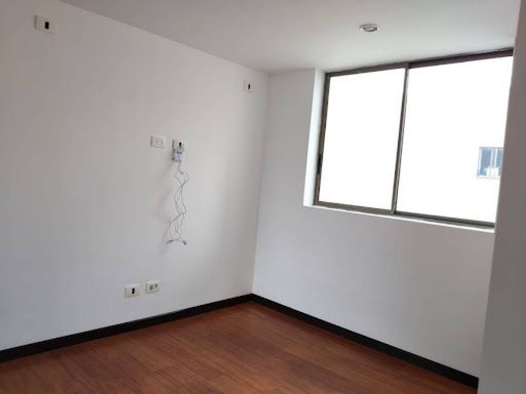 Apartamento de 3 alcobas en arriendo en Colina Campestre, Bogotá, 101 m² · foto 9 de 20
