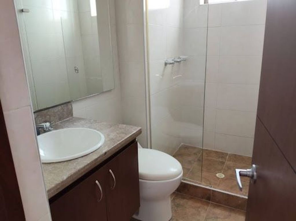 Apartamento de 3 alcobas en arriendo en Colina Campestre, Bogotá, 101 m² · foto 10 de 20