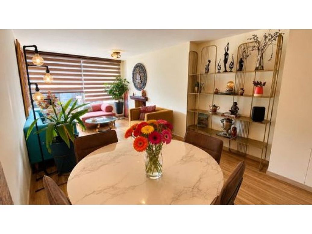 Apartamento de 3 alcobas en venta en Cedritos, Bogotá, 88 m² · foto 4 de 14