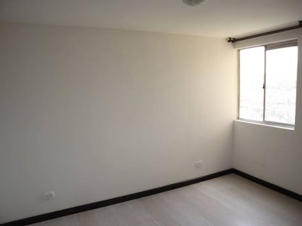 Apartamento de 3 alcobas en venta en Ismael Perdomo, Bogotá, 64 m² · foto 19 de 20
