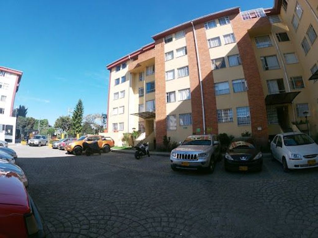Apartamento de 2 alcobas en arriendo en Hipodromo De Techo Et. Ii, Bogotá, 46 m² · foto 2 de 9
