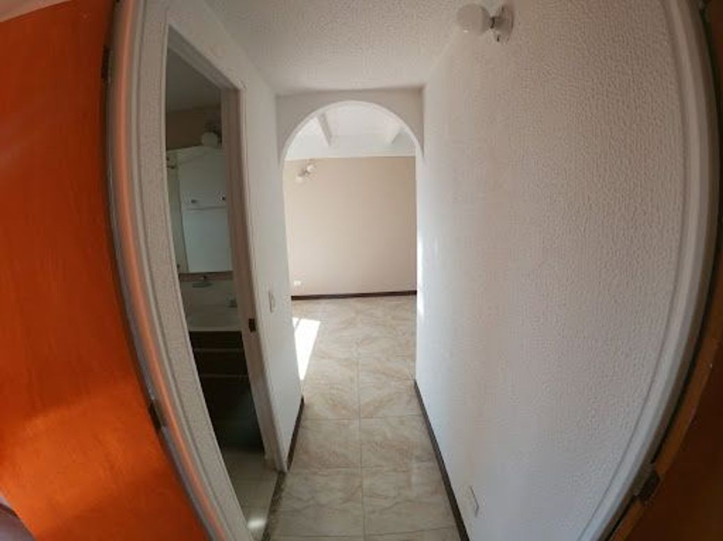 Apartamento de 2 alcobas en arriendo en Hipodromo De Techo Et. Ii, Bogotá, 46 m² · foto 6 de 9