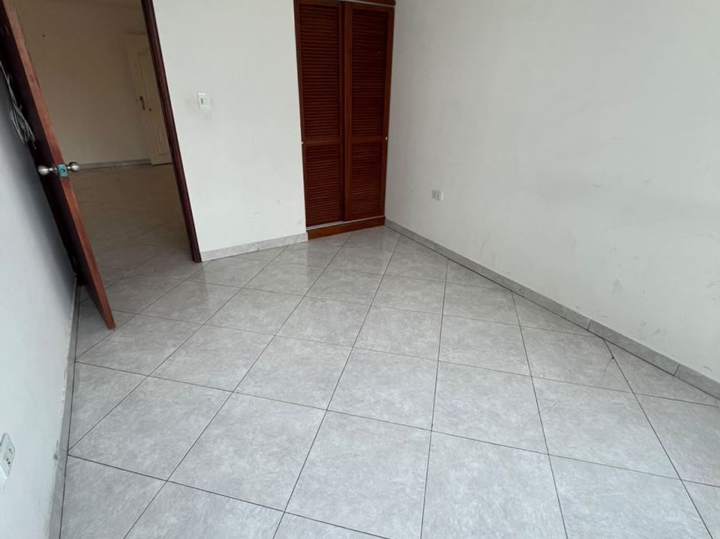 Apartamento de 2 alcobas en arriendo en Ub. Ciudad Kennedy Sur, Bogotá, 50 m² · foto 6 de 10
