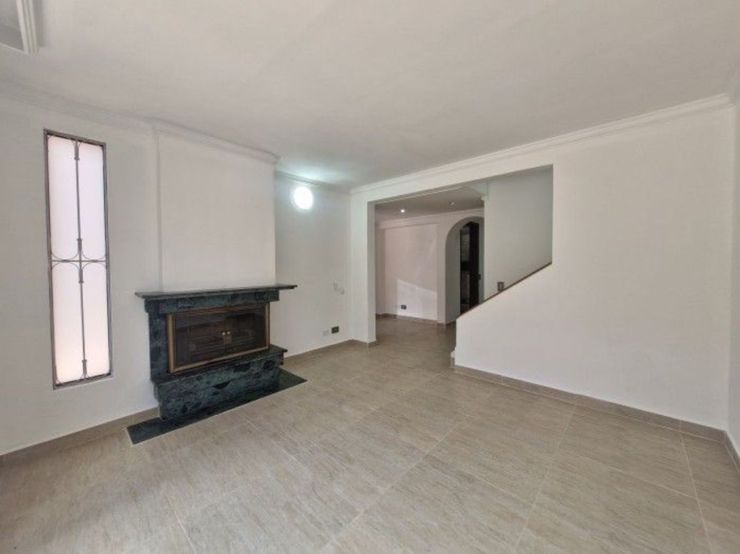 Casa de 3 alcobas en arriendo en Parque Popular Salitre, Bogotá, 126 m² · foto 4 de 20