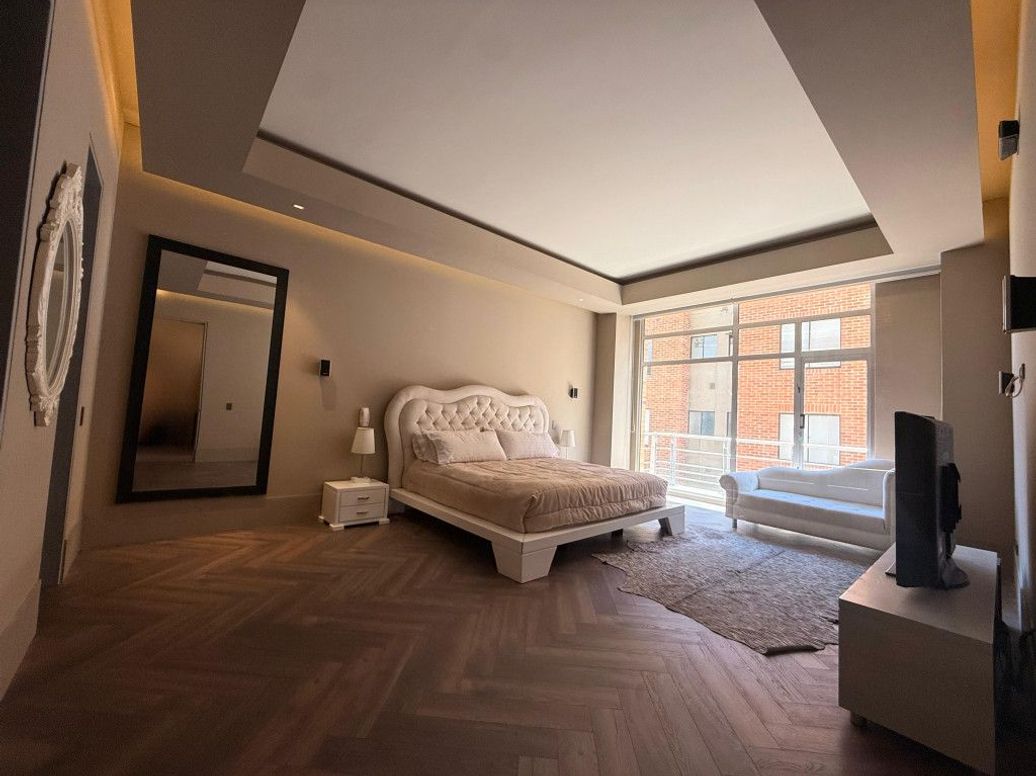 Apartamento de 2 alcobas en venta en Chico Norte Et. Iii, Bogotá, 145 m² · foto 11 de 19